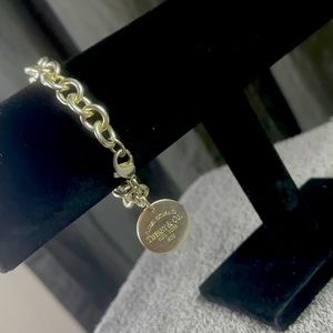 Tiffany & Co. Return to Tiffany ICONIC Bracelet. DISCONTINUED BY MFR